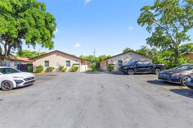 2 of 26 - 229 Nw 12th Ct, Pompano Beach, FL