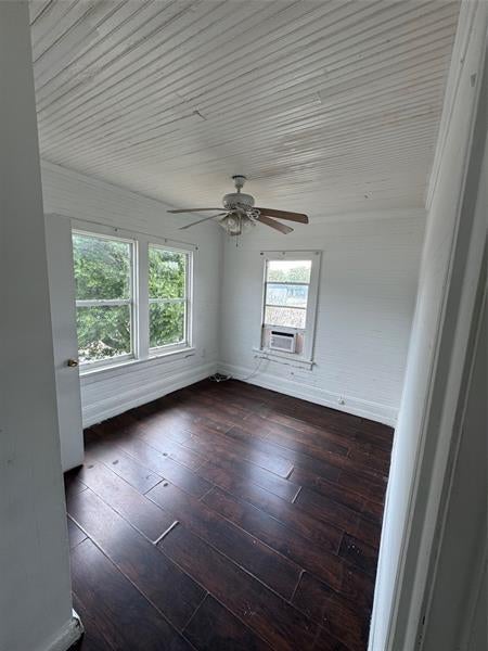 4 of 13 - 201 N 17th St, Fort Pierce, FL