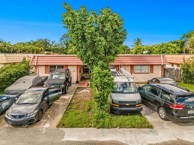 2 of 37 - 7391 Nw 76th St, Tamarac, FL