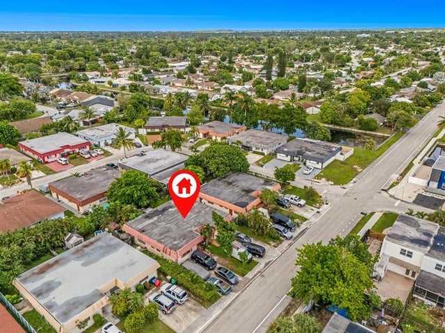 5 of 35 - 7391 Nw 76th St, Tamarac, FL