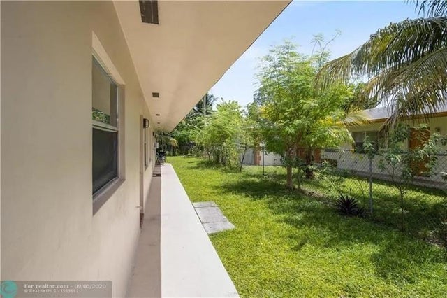 4 of 11 - 1142 Nw 6th Ave, Fort Lauderdale, FL