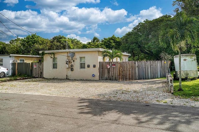 632-634 Nw 14th Ter, Fort Lauderdale