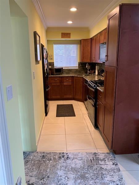 2 of 20 - 3205 Marine Dr, Pompano Beach, FL