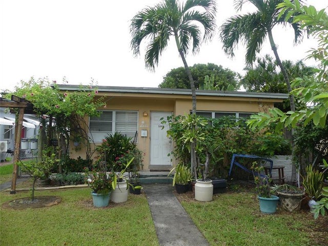 1 of 16 - 1629 Mayo St, Hollywood, FL