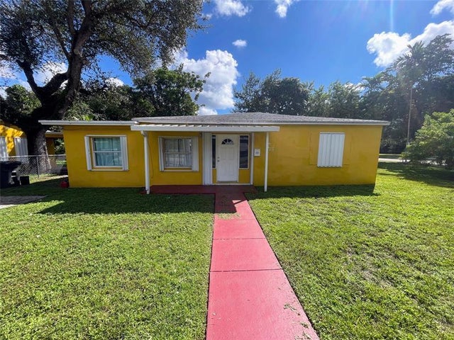 2 of 50 - 14215-14225 Ne 9th Ave, North Miami, FL