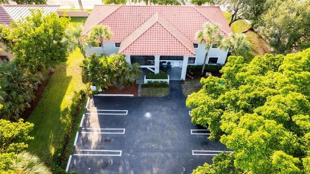 3 of 28 - 3600 Nw 116th Ter, Coral Springs, FL