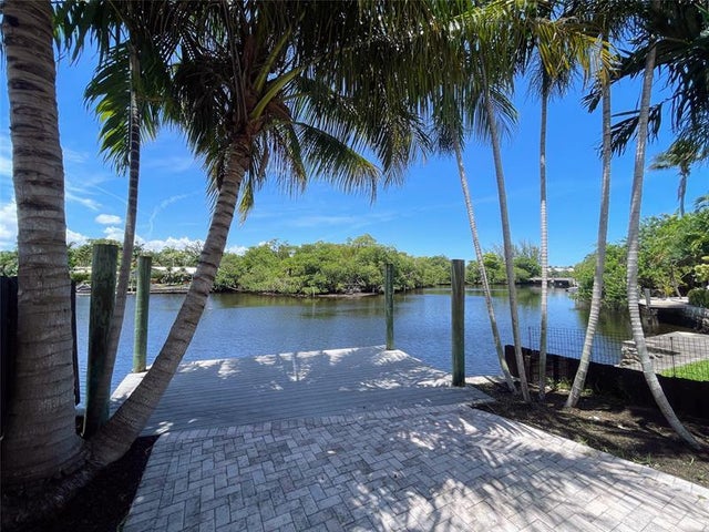 4 of 73 - 929 Ne 18th Ct #1-2, Fort Lauderdale, FL