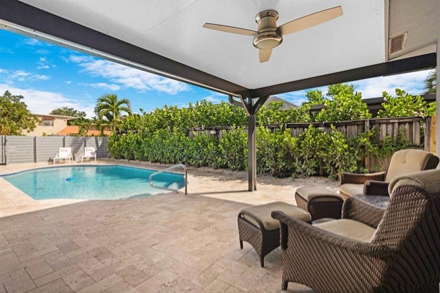 4 of 38 - 924 Ne 23rd Dr, Wilton Manors, FL