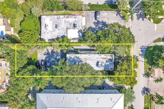 3 of 95 - 621 Ne 28th St, Wilton Manors, FL