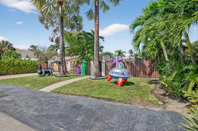 4 of 84 - 255 Neptune Ave, Fort Lauderdale, FL