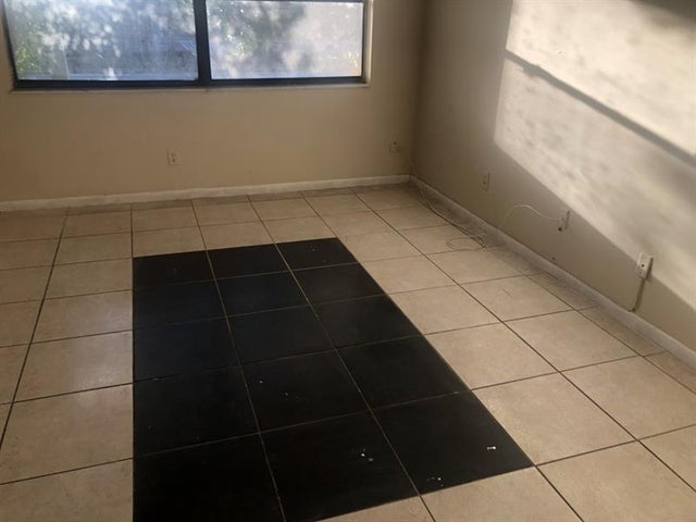 3 of 22 - 3700 Nw 116th Ter, Coral Springs, FL