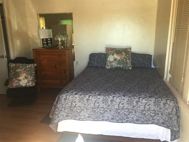 5 of 27 - 22 Sw 11th St, Dania, FL