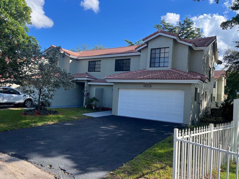 11530-32 Nw 43rd St, Coral Springs