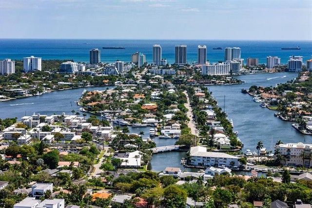 4 of 91 - 615 & 617 Ne 9th Ave, Fort Lauderdale, FL