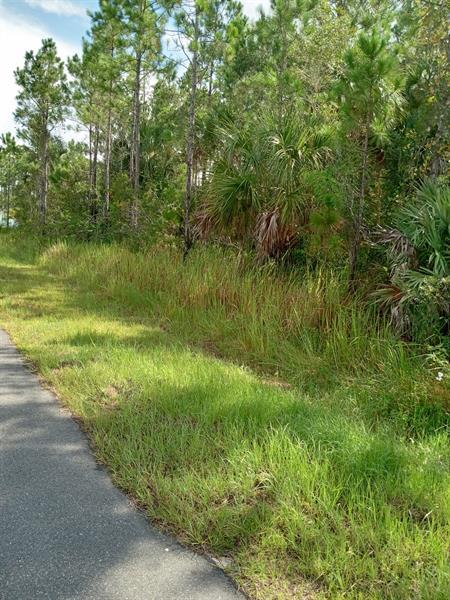 1 of 2 - 2655 Sw Labin Ave, Other City - In The State Of Florida, FL