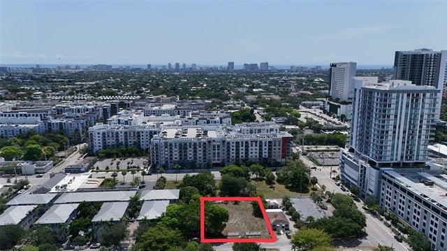 2 of 3 - 412 Ne 2nd Ave, Fort Lauderdale, FL