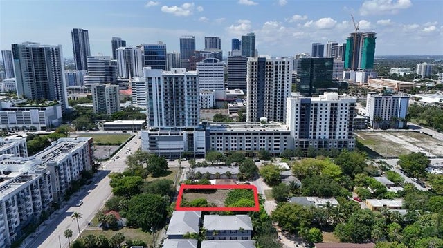 3 of 3 - 412 Ne 2nd Ave, Fort Lauderdale, FL