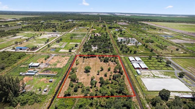 2 of 42 - Xx Bedu Ct, Loxahatchee, FL