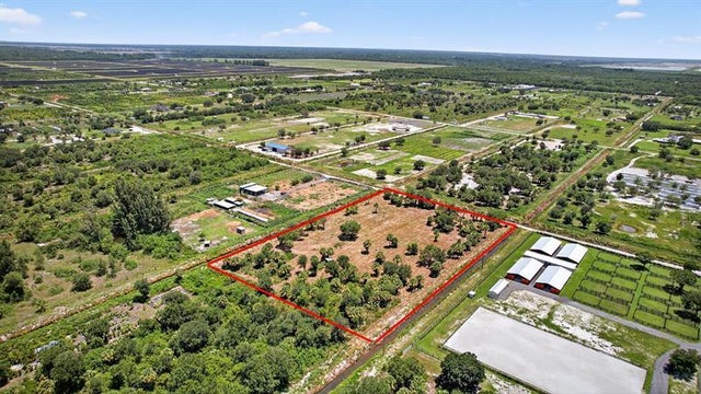 3 of 42 - Xx Bedu Ct, Loxahatchee, FL