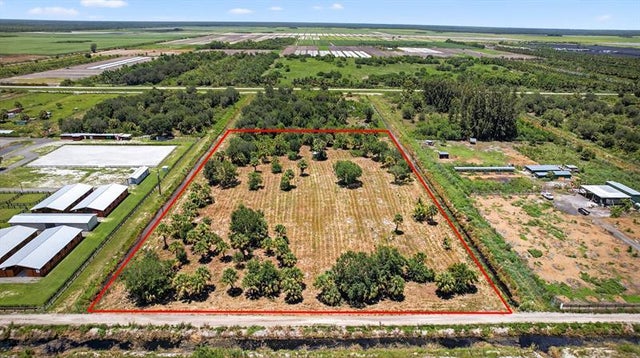4 of 42 - Xx Bedu Ct, Loxahatchee, FL