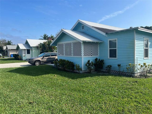 4 of 13 - 1338 - 1384 Ne 35th St, Oakland Park, FL