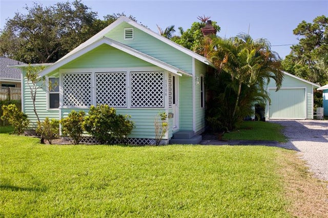 5 of 13 - 1338 - 1384 Ne 35th St, Oakland Park, FL