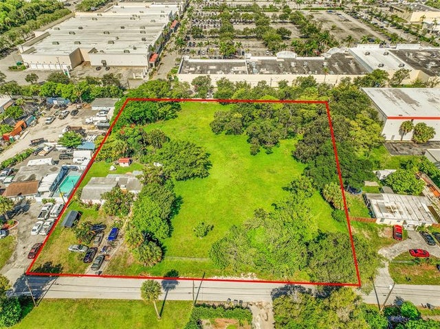 2 of 10 - 1865 Donnell Rd, West Palm Beach, FL