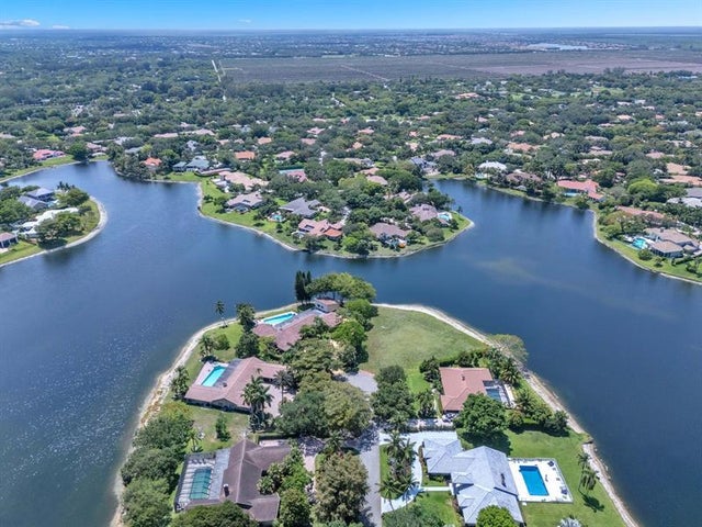 5 of 15 - 7531 Bristol Lane, Parkland, FL