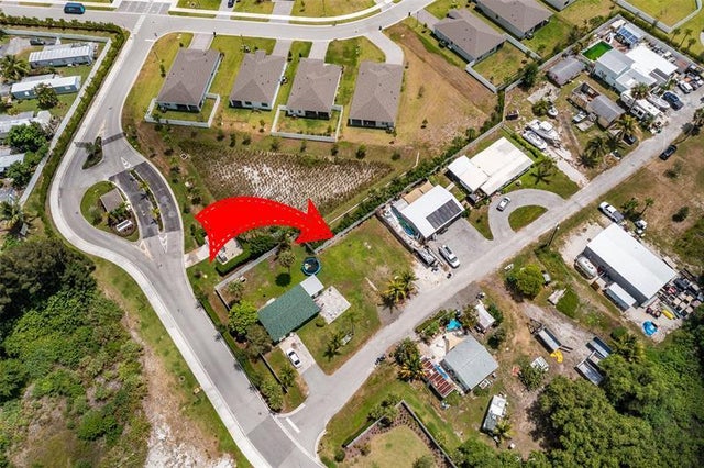 1 of 16 - 5754 Se Green Ln, Stuart, FL