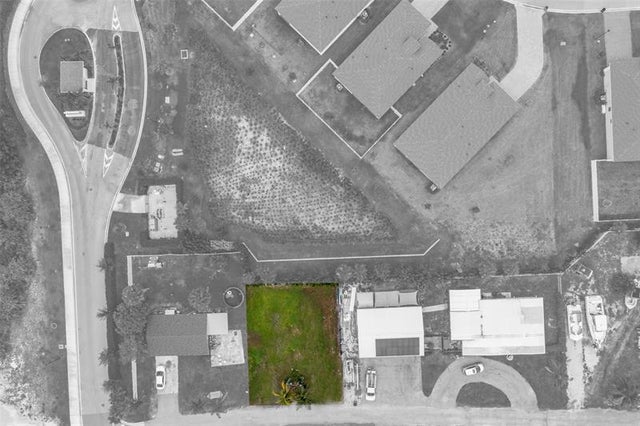 2 of 16 - 5754 Se Green Ln, Stuart, FL