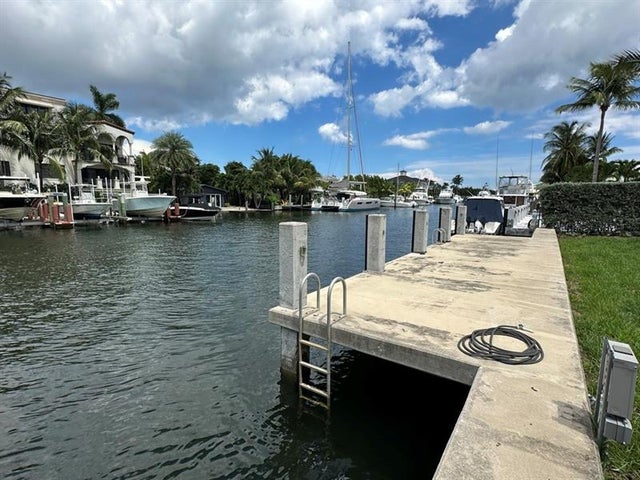 4 of 6 - 1531 Se 12th Court, Fort Lauderdale, FL