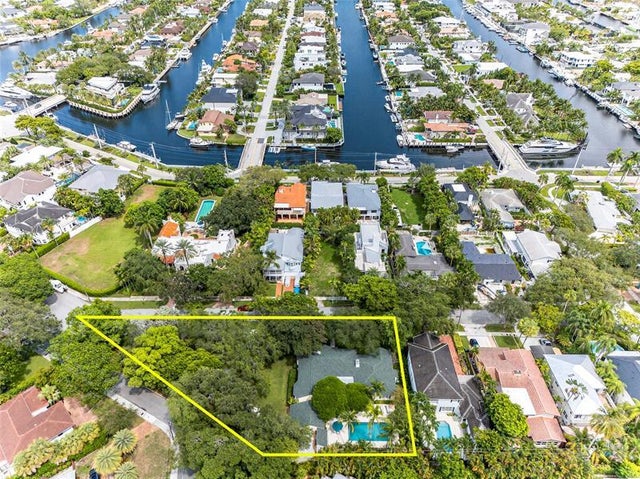 4 of 38 - 1017 Se 13th Ter, Fort Lauderdale, FL