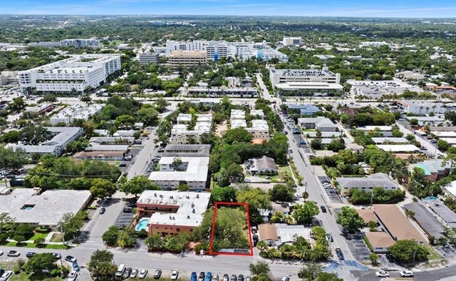 4 of 8 - 1539 Miami Rd, Fort Lauderdale, FL