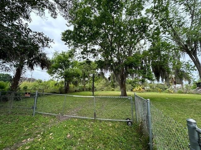 4 of 5 - 3525 Se 34th Ave, Okeechobee, FL