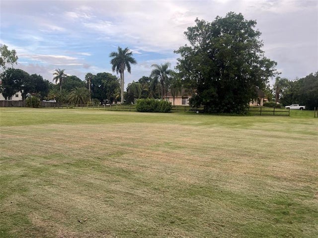 3 of 16 - 0 160th Ave, Fort Lauderdale, FL