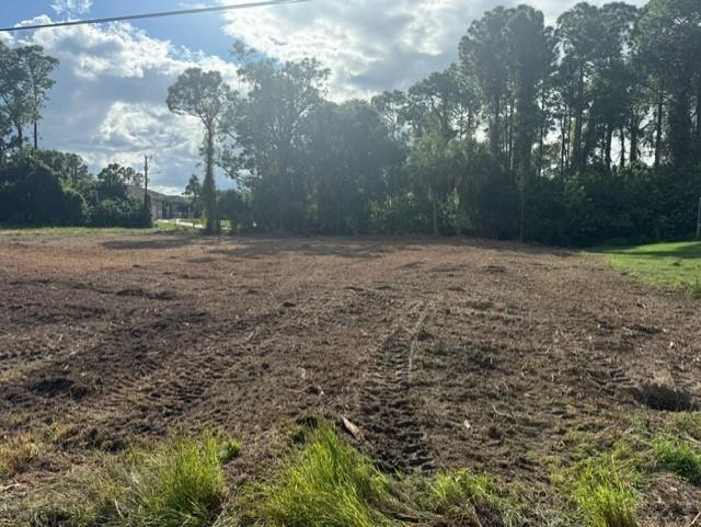875 Haskell St, Lehigh Acres