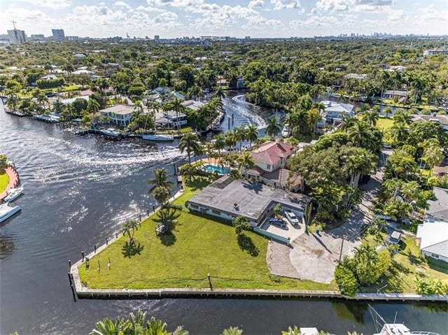 5 of 16 - 522 Sw 9th Ter, Fort Lauderdale, FL