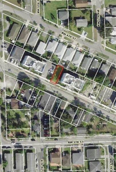 2 of 4 - 514 Foster Rd, Hallandale, FL