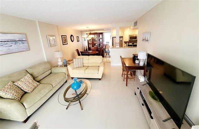 1 of 29 - 1009 N Ocean Blvd 509, Pompano Beach, FL