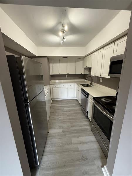 5707 Nw 21st St 17-e, Fort Lauderdale