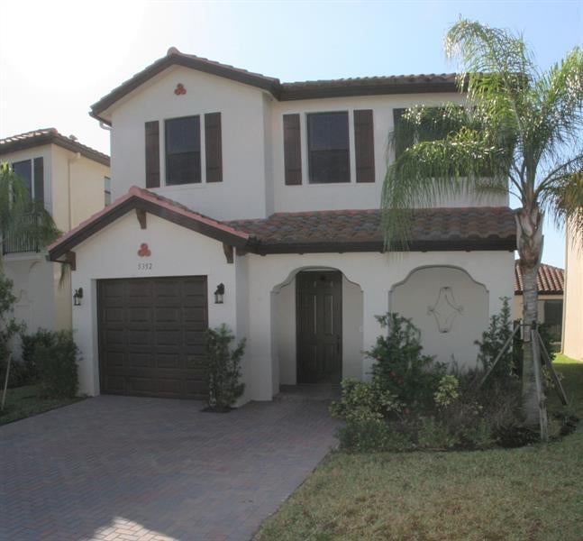 5352 Cameron Dr, Ave Maria