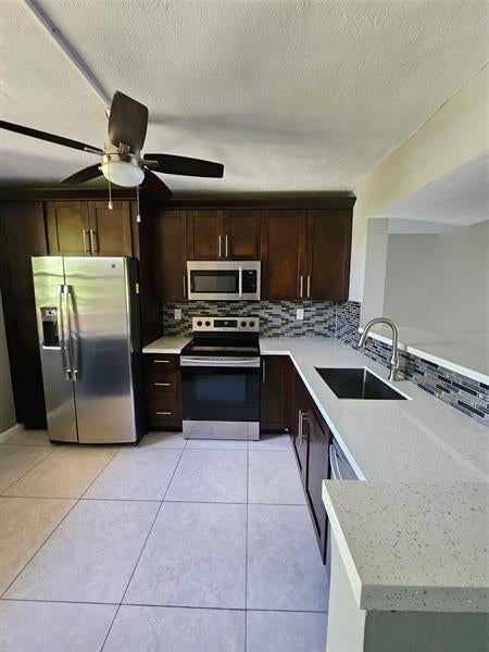 2 of 30 - 2659 Carambola Cir 204, Coconut Creek, FL