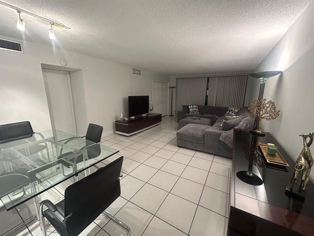 5 of 14 - 2661 S. Course Dr 902, Pompano Beach, FL