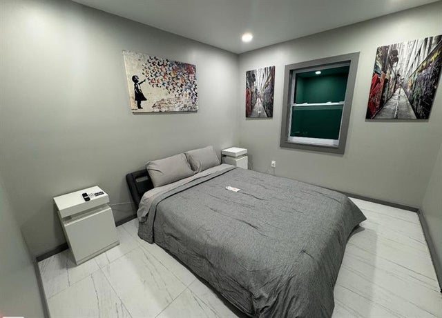 4 of 14 - 824 S 20th Ave 2, Hollywood, FL