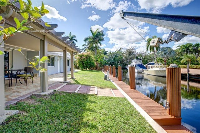 3 of 24 - 2649 Nassau Ln, Fort Lauderdale, FL