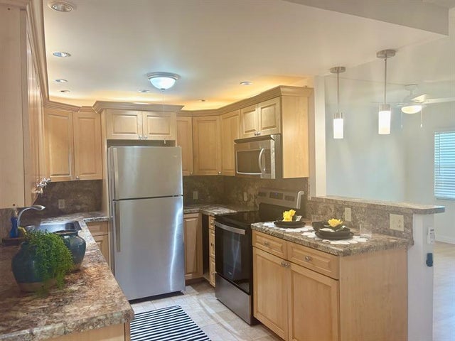 5 of 14 - 135 Mansfield D, Boca Raton, FL