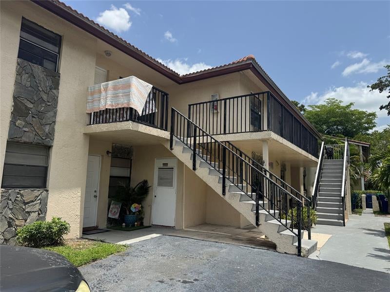 3512 Nw 114th Ln 10, Coral Springs