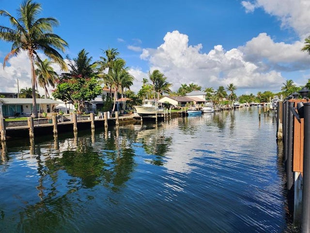 1 of 20 - 2940 Ne 19th St, Pompano Beach, FL