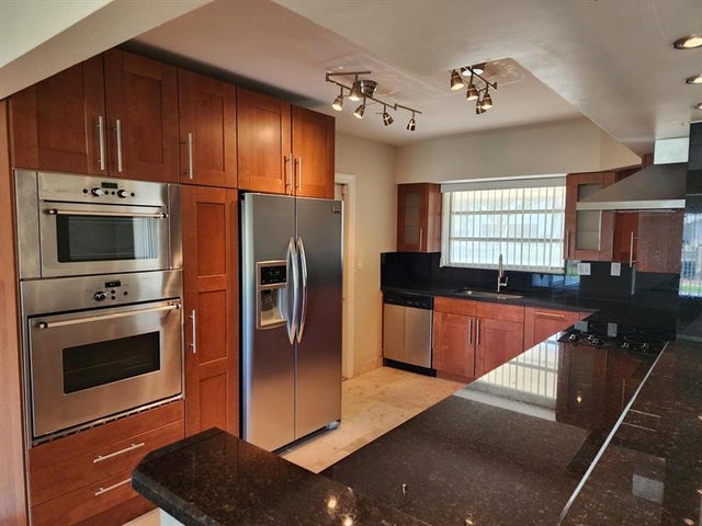 5 of 20 - 2940 Ne 19th St, Pompano Beach, FL
