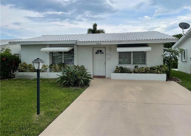 1 of 8 - 1002 Sw 5th Ave, Boynton Beach, FL